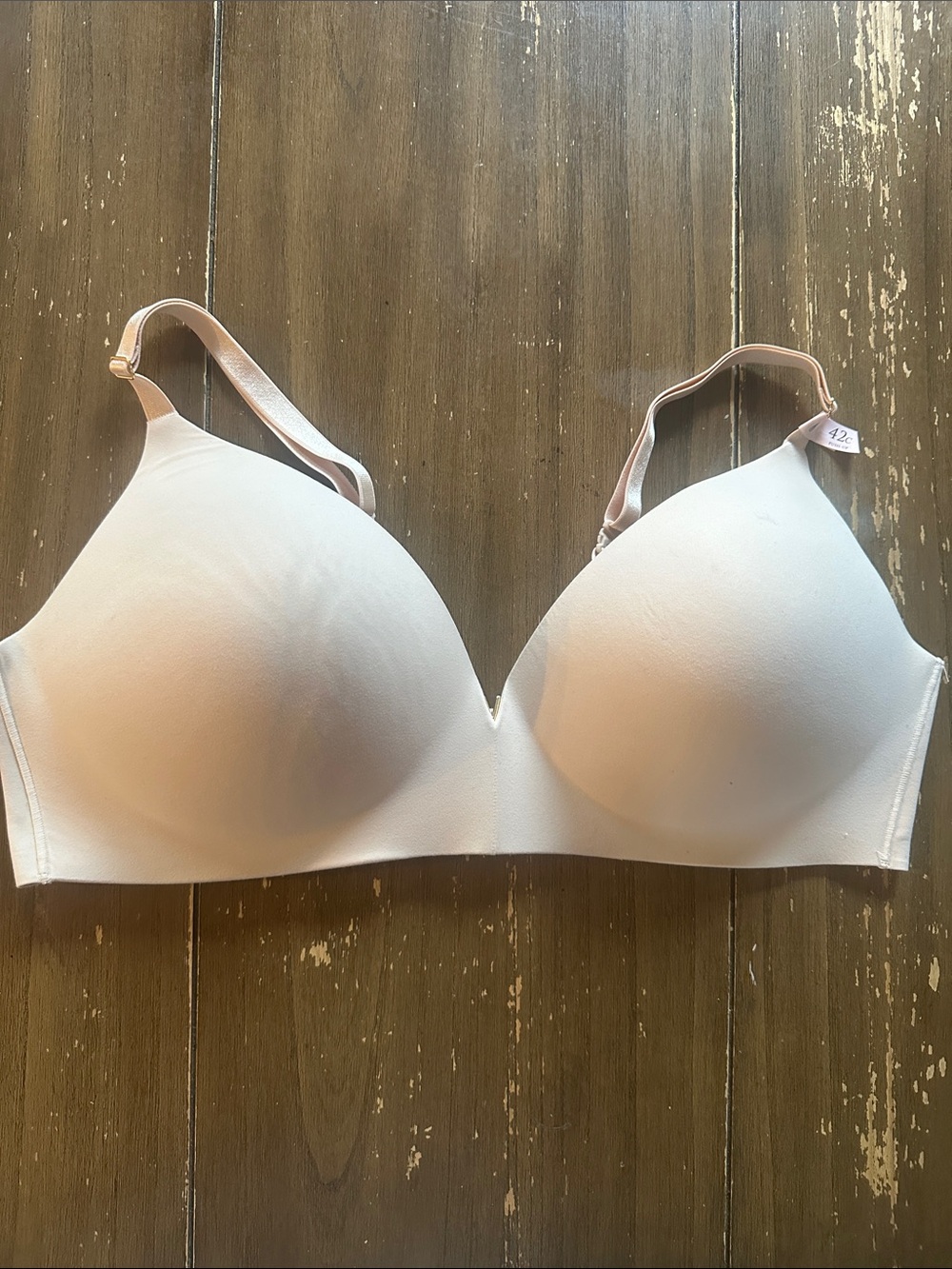 New Victoria’s Secret Dream Angels padded no-wire bra 42C*